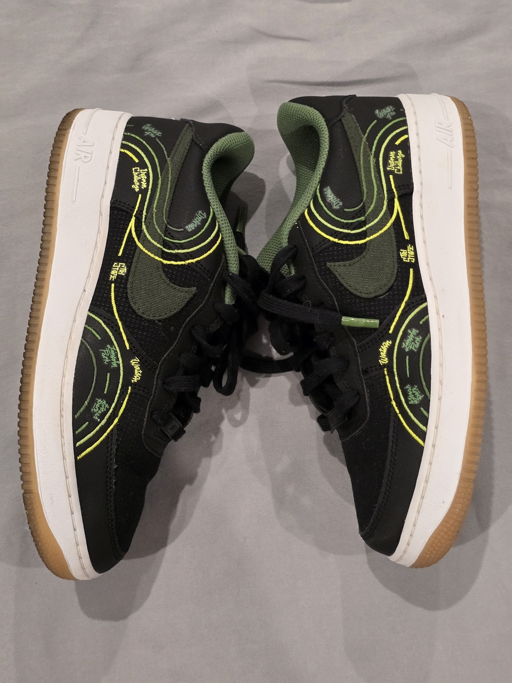 Nike Kids Black Green Neon Yellow Low-Top Sneakers
